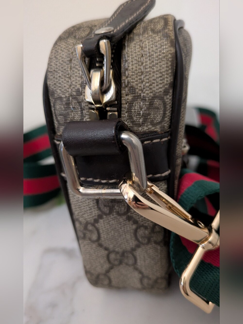 Gucci Crossbody Bag - Picture 5 of 11